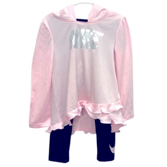 Nike Outfit - Picture 2 of 2